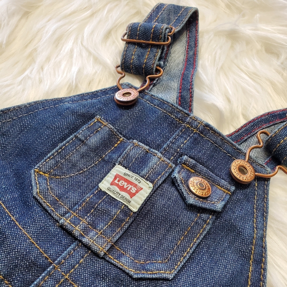 NWT Levi's overall, Size 3-6 months.